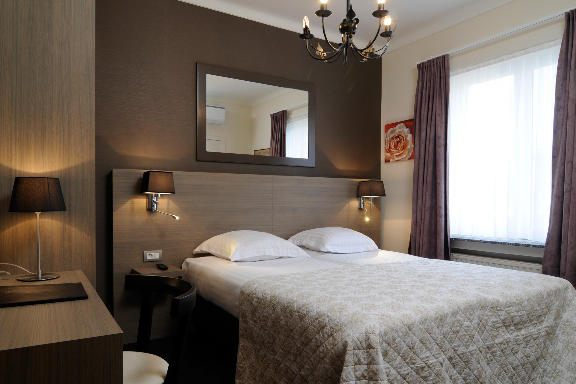 Tweepersoonskamer met twin bedden